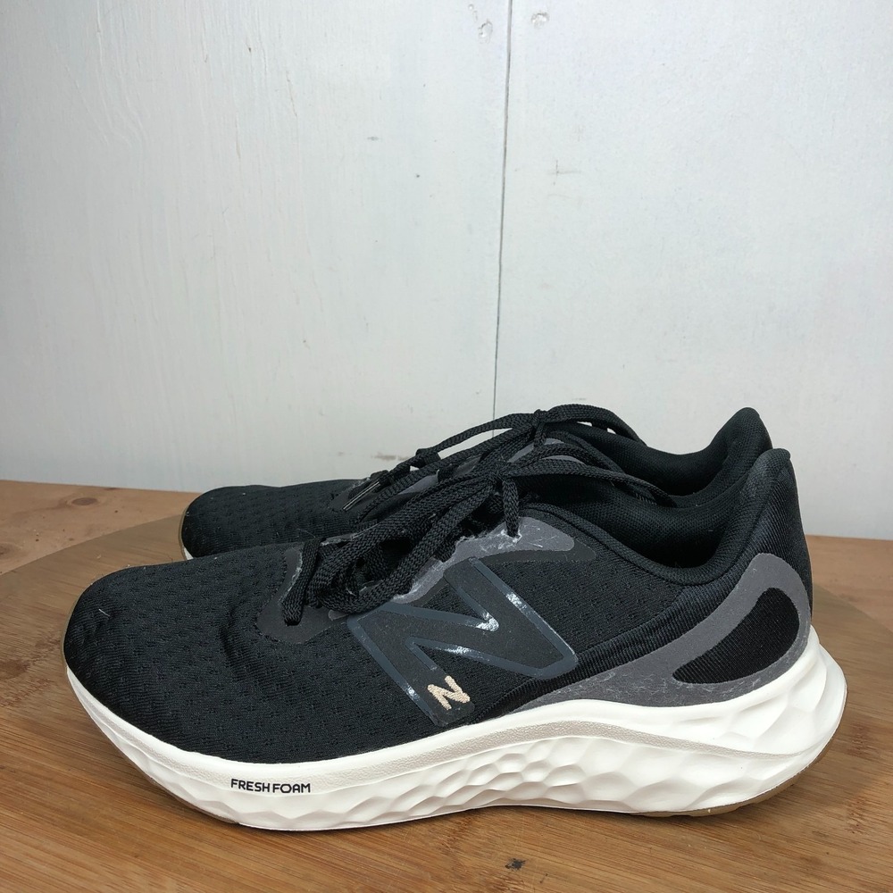New Balance Shoes Fresh Foam Arishi v4 Womens size 8.5 shoes running sneakers